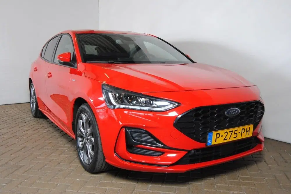 Ford Focus 1.0 EBH ST Line X uit 2022, foto 15