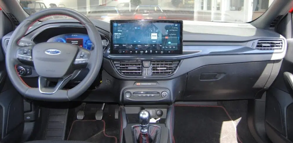 Ford Focus 1.0 EBH ST Line X uit 2022, foto 3