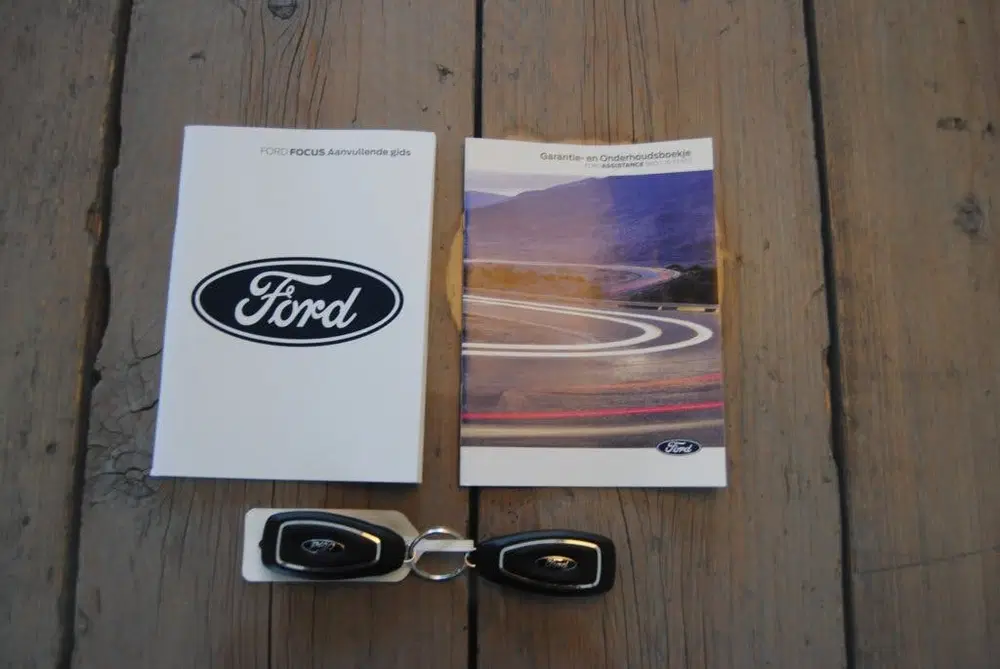 Ford Focus 1.0 EBH ST Line X uit 2022, foto 5
