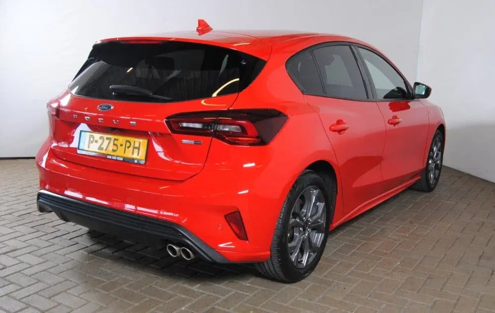 Ford Focus 1.0 EBH ST Line X uit 2022, foto 6