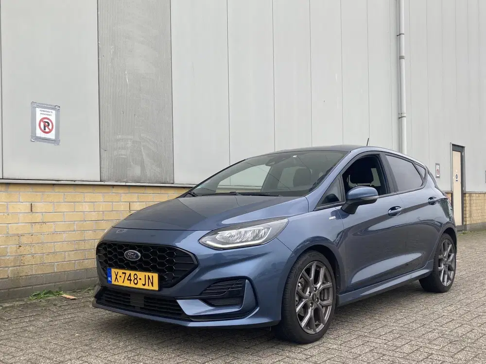 Ford Fiesta 1.0 EcoBoost Hybrid 125 pk ST-Line Apple C uit 2023, foto 2