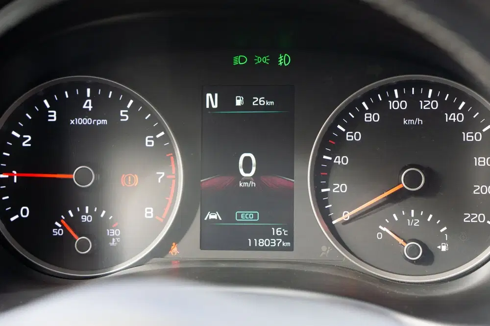 Kia Stonic 1.0 T-GDi MHEV DynamicLine CARPLAY uit 2021, foto 13