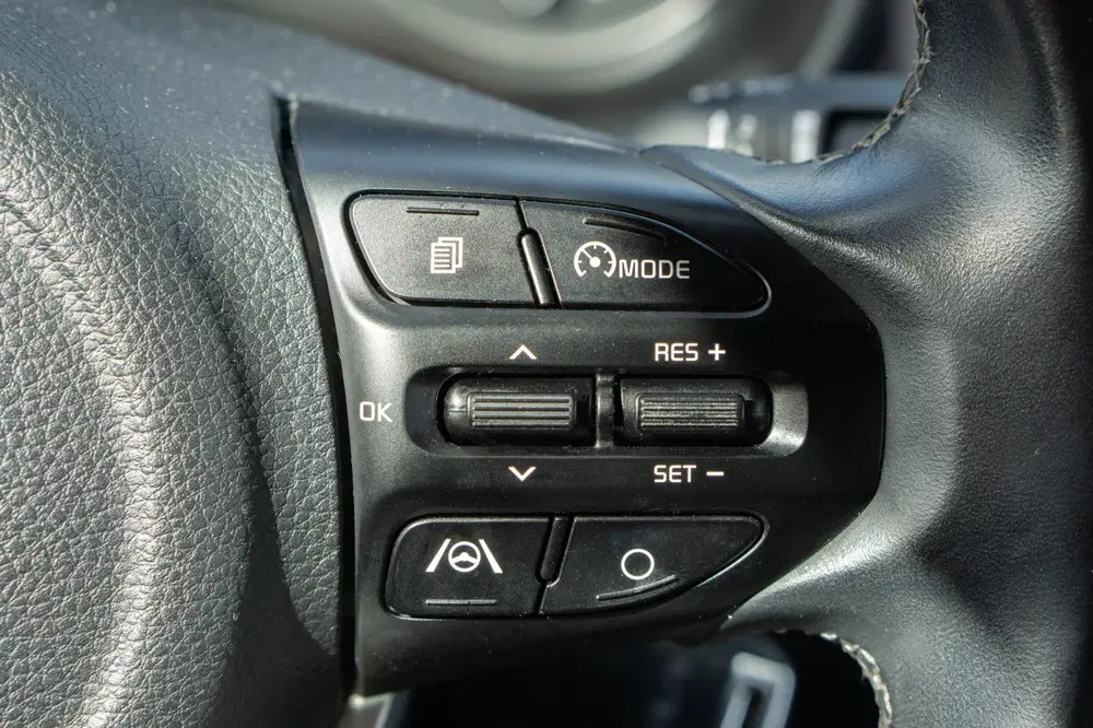 Kia Stonic 1.0 T-GDi MHEV DynamicLine CARPLAY uit 2021, foto 14
