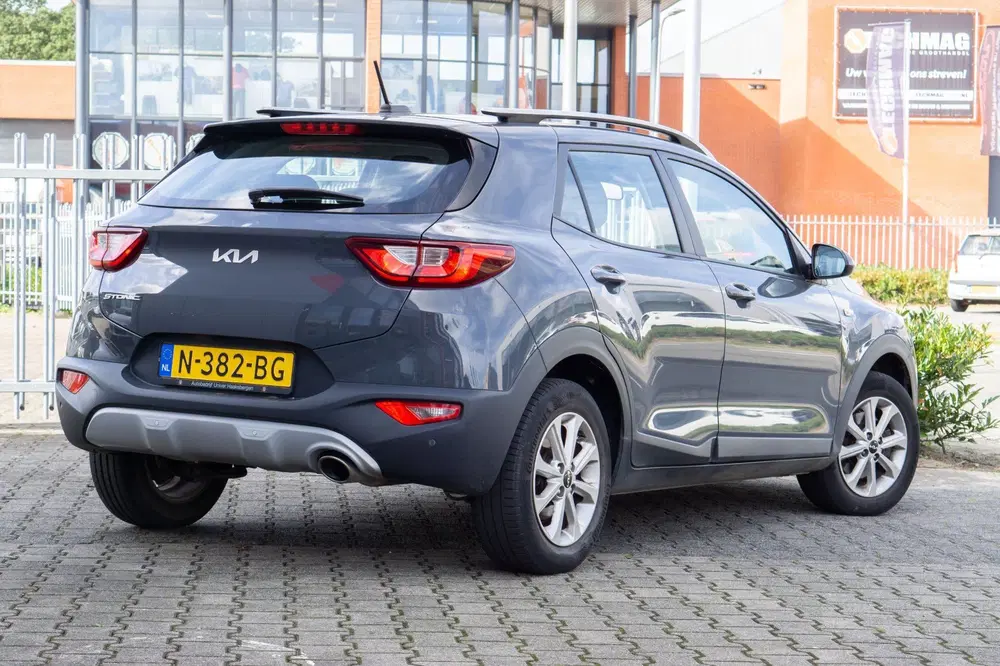 Kia Stonic 1.0 T-GDi MHEV DynamicLine CARPLAY uit 2021, foto 3