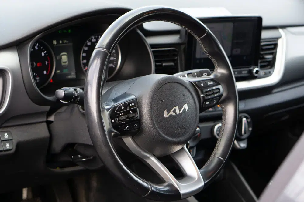 Kia Stonic 1.0 T-GDi MHEV DynamicLine CARPLAY uit 2021, foto 5