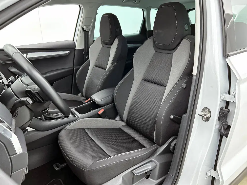Skoda Karoq 1.5 TSI ACT Tour uit 2023, foto 5