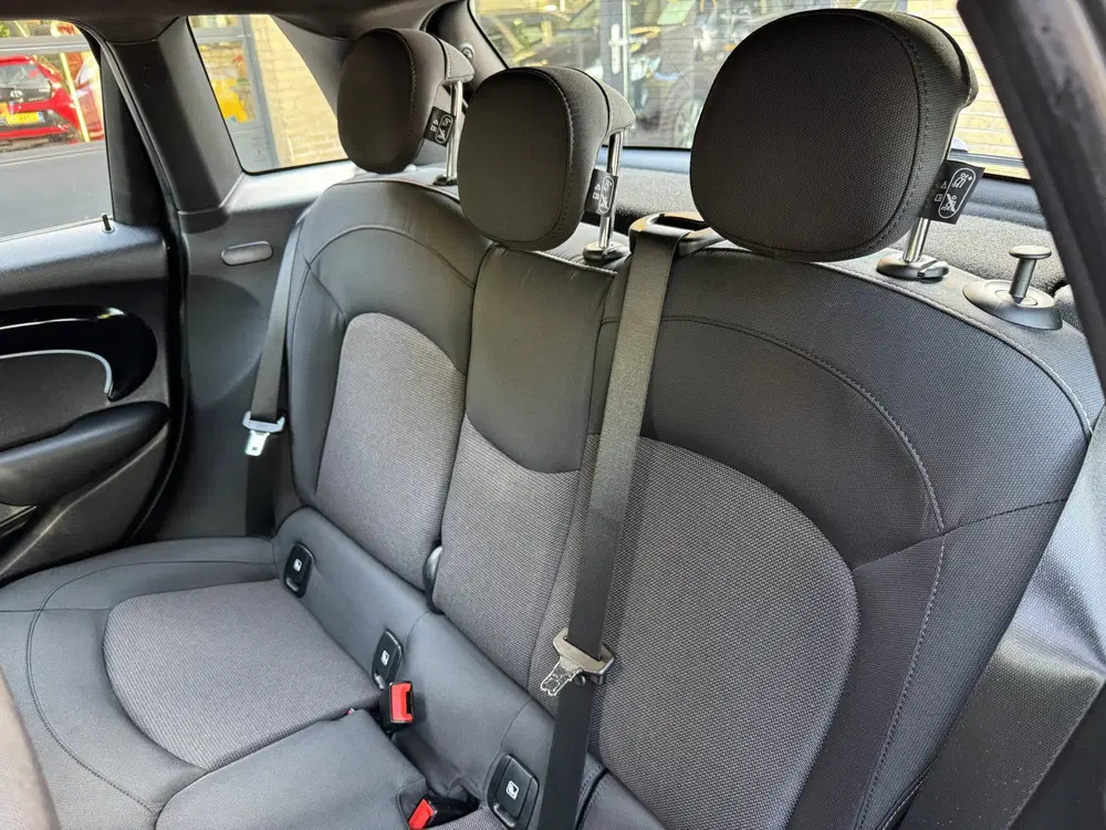 Mini One 1.5 One Climate Control Led Navi Carplay uit 2022, foto 5