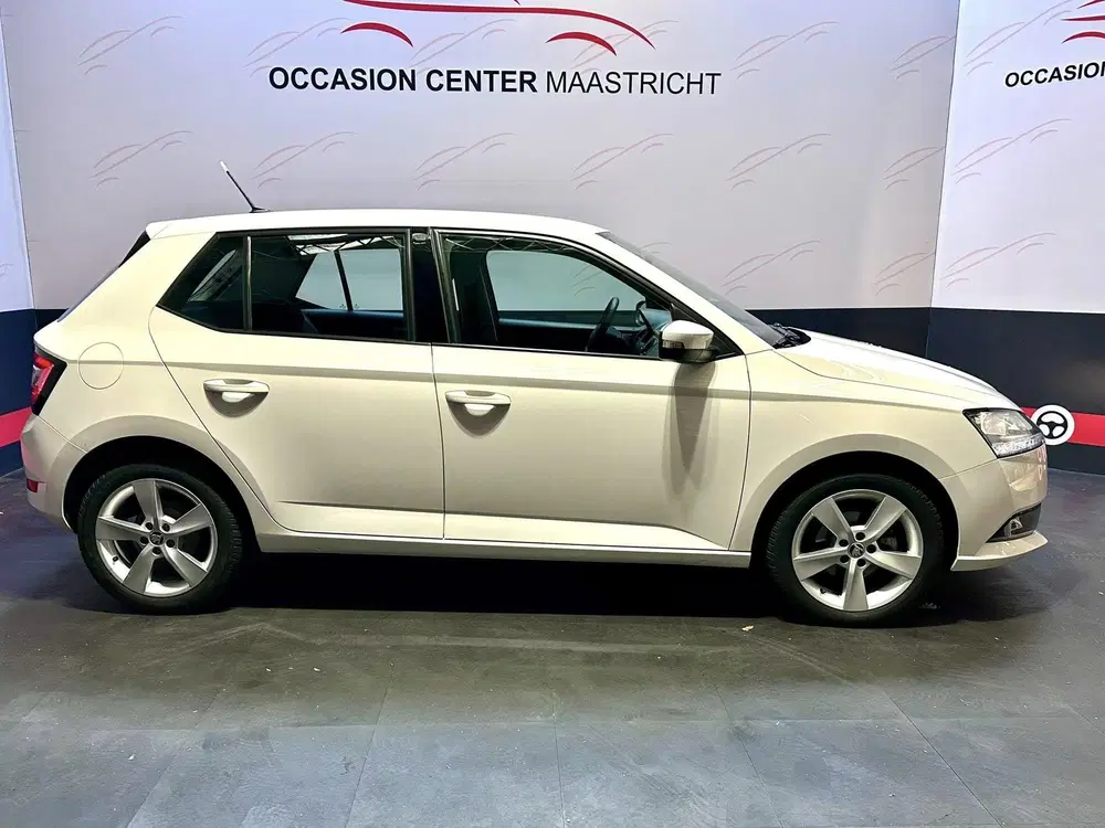 Skoda Fabia 1.0 MPI uit 2019, foto 4