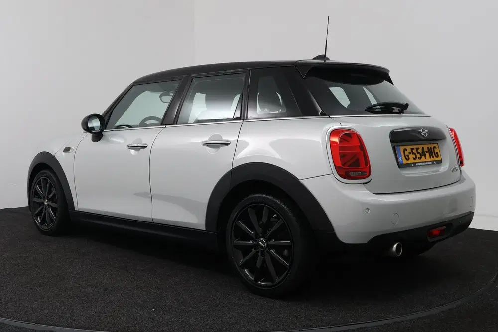 Mini Cooper 1.5 Cooper Chili (NAVIGATIE uit 2019, foto 5
