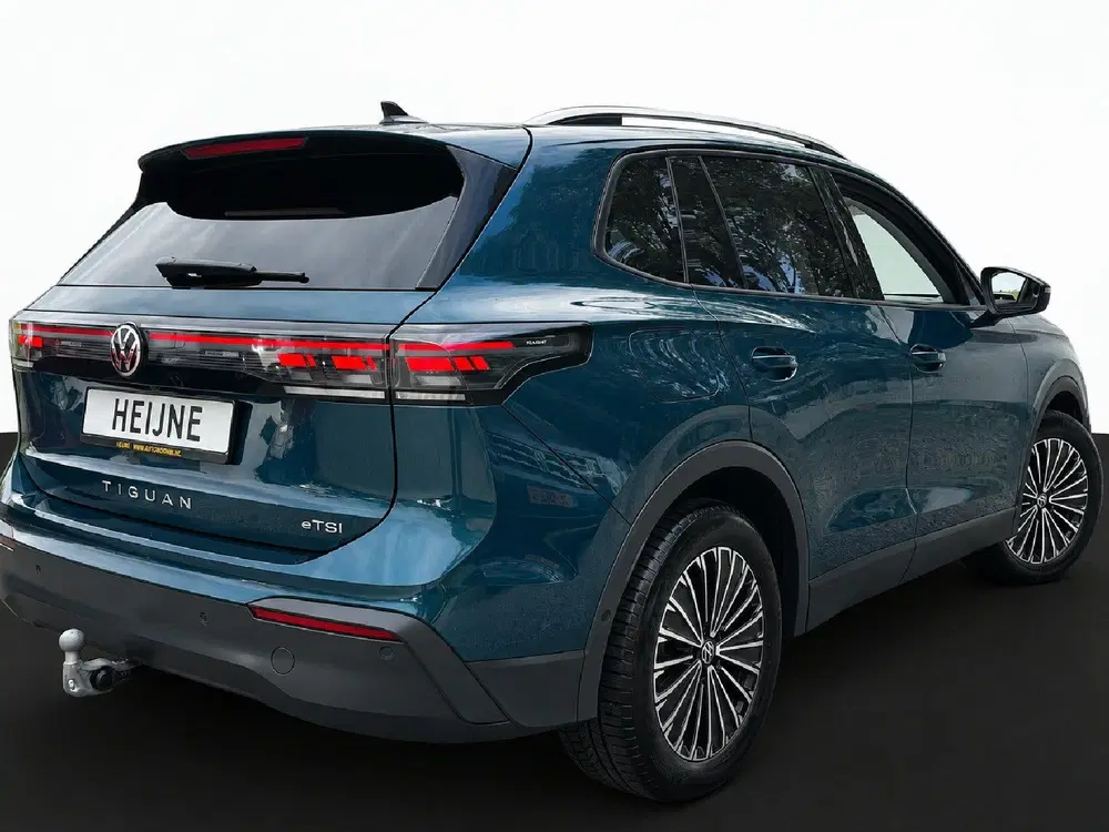 Volkswagen Tiguan 1.5 eTSI DSG LIFE GOAL 360° CAMERA uit 2025, foto 3