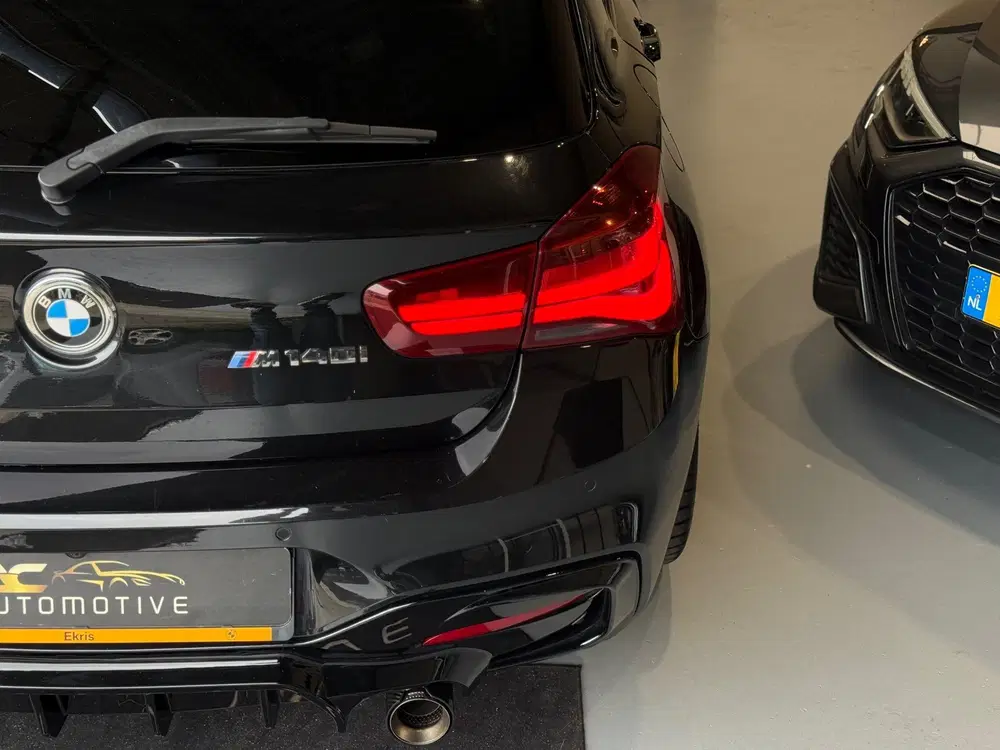 BMW 1-serie M140i xDrive High Executive Harman uit 2019, foto 8
