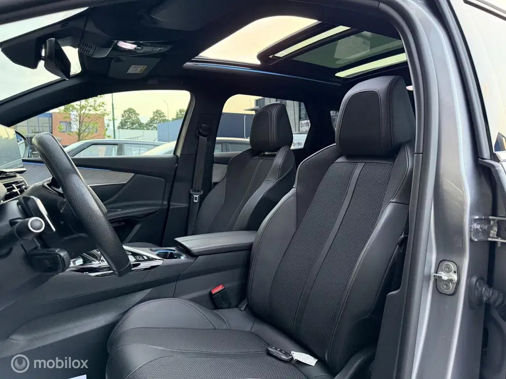 Peugeot 3008 1.2 PureTech GT uit 2023, foto 9