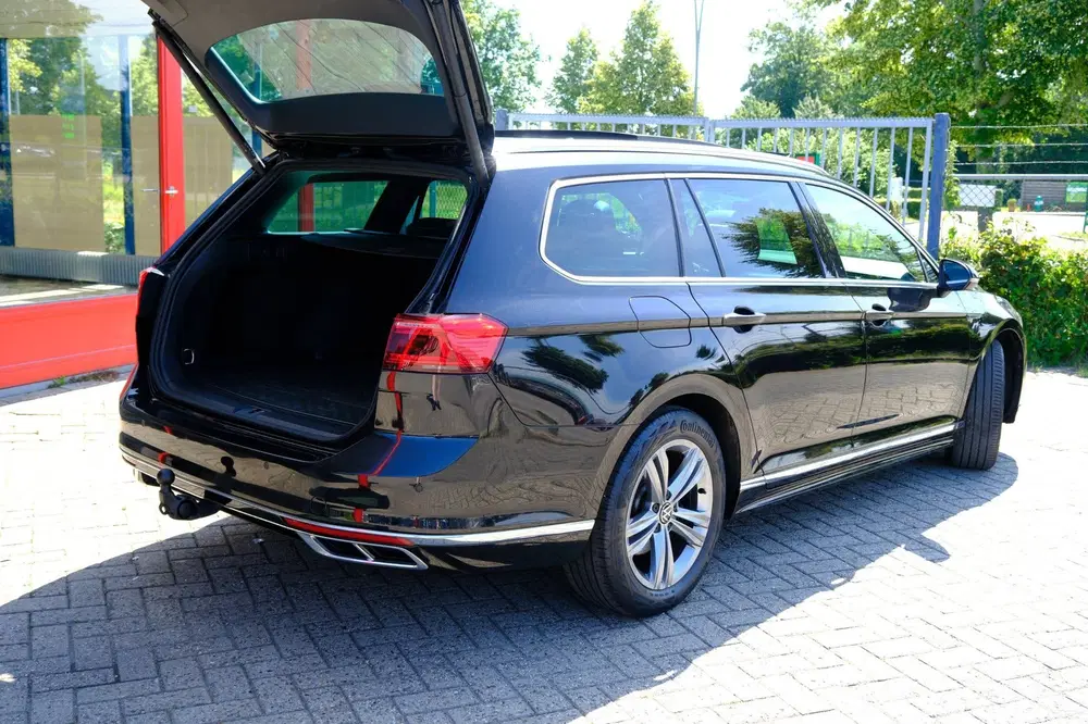 Volkswagen Passat Variant 1.5 150pk TSI R-Line Business + Au uit 2023, foto 11