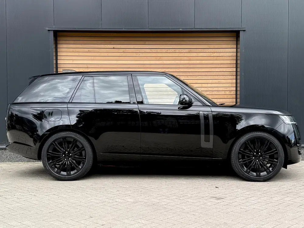 Land Rover Range Rover 3.0 P440e HSE STOELVENTILATIE V+A uit 2023, foto 2
