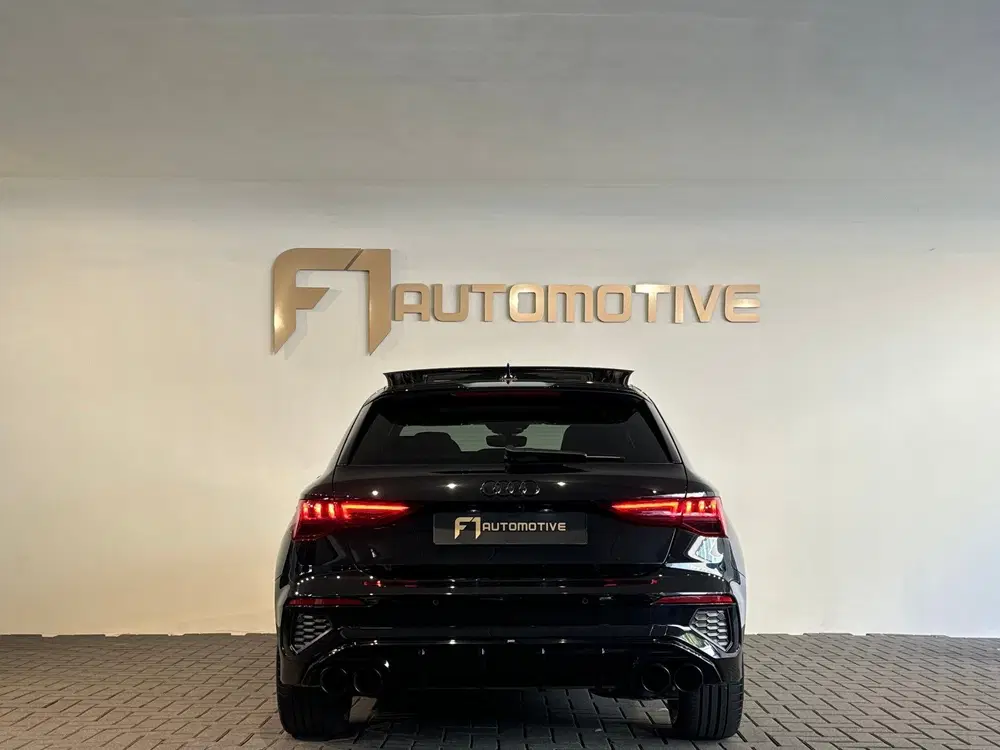 Audi A3 45 TFSI e S Line Competition Pano uit 2022, foto 5