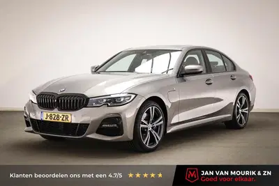 BMW 3-serie 330e xDrive eDrive M-Sport Edition uit 2020