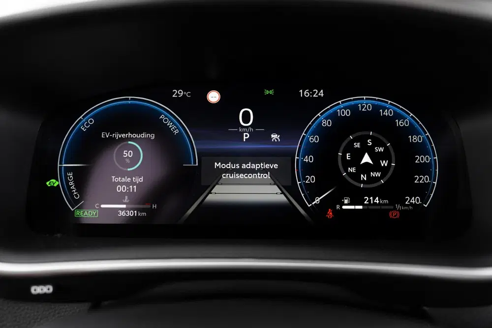 Toyota Corolla Cross Hybrid 140 Business Plus uit 2024, foto 6