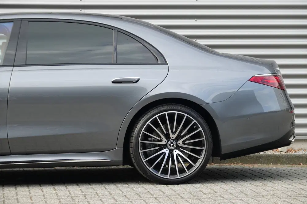 Mercedes-Benz S-Klasse 580 4MATIC Lang AMG Line uit 2024, foto 10
