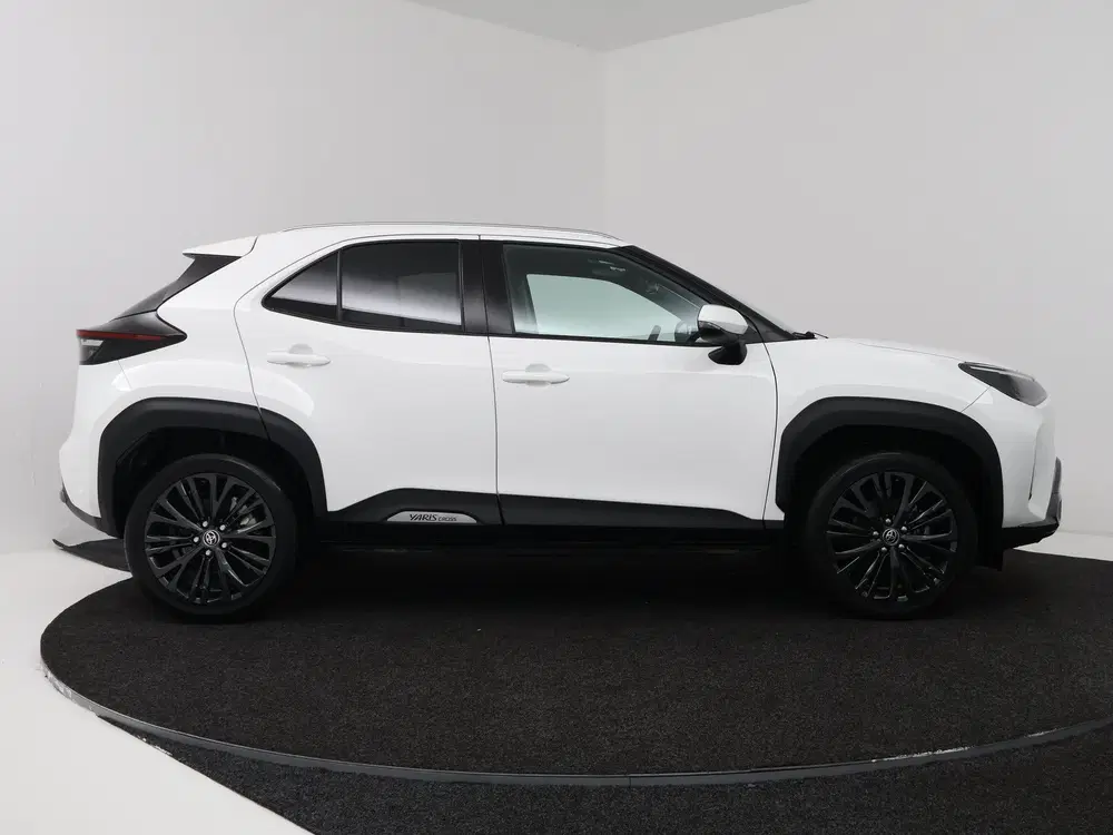 Toyota Yaris Cross 1.5 Hybrid Adventure uit 2022, foto 14