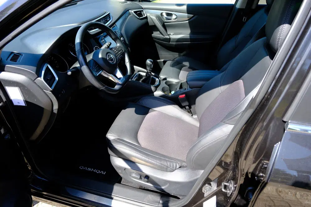Nissan Qashqai 1.2 Tekna *44.615km * Pano uit 2019, foto 2