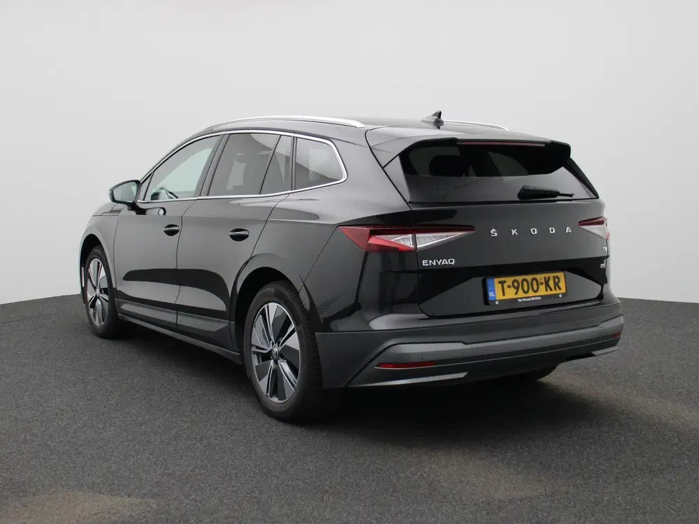 Skoda Enyaq 80 Business Edition uit 2023, foto 2