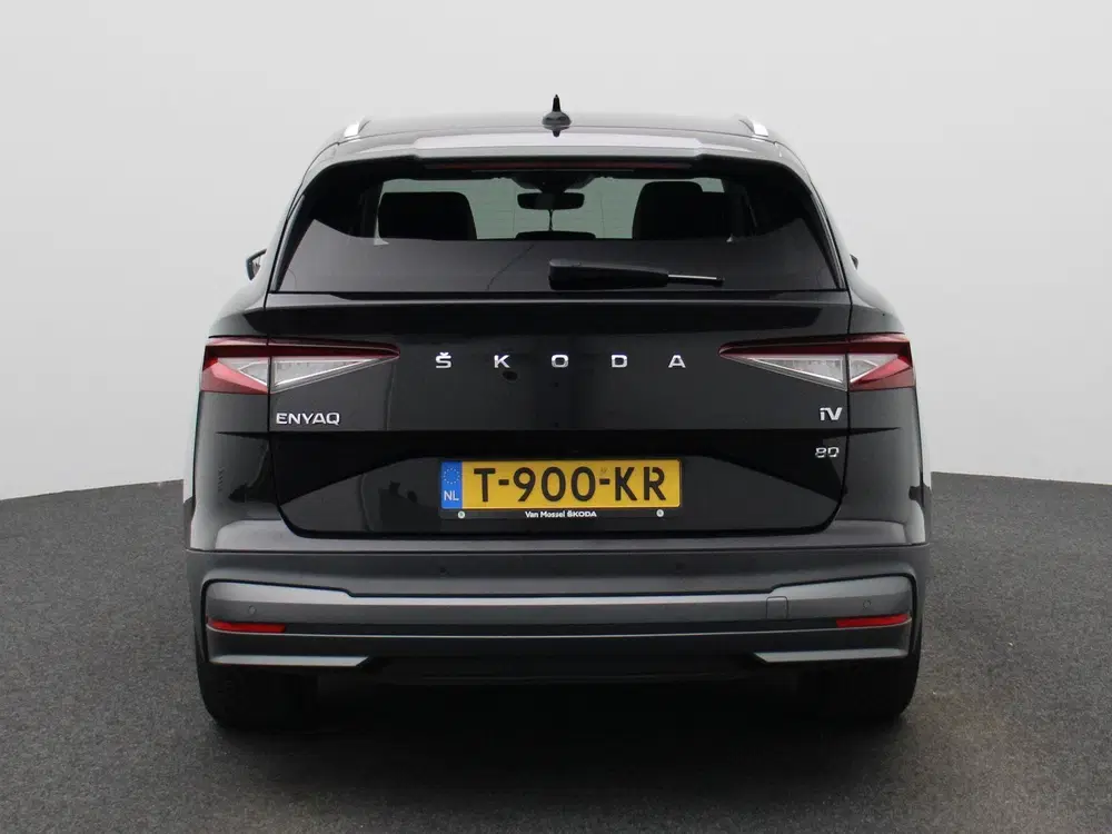 Skoda Enyaq 80 Business Edition uit 2023, foto 5