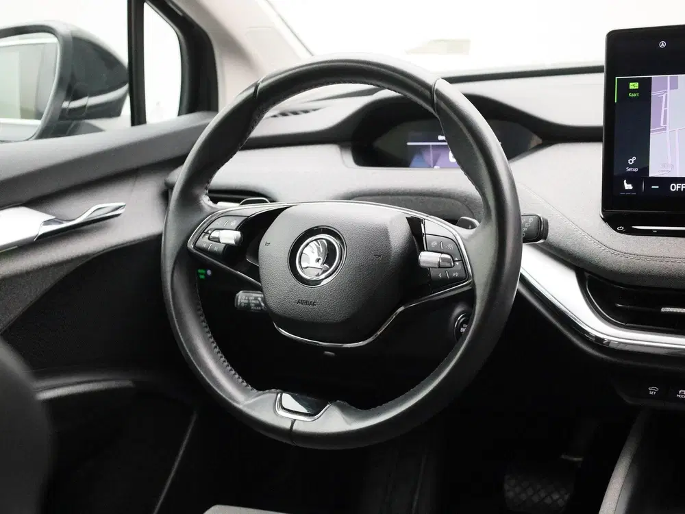 Skoda Enyaq 80 Business Edition uit 2023, foto 9