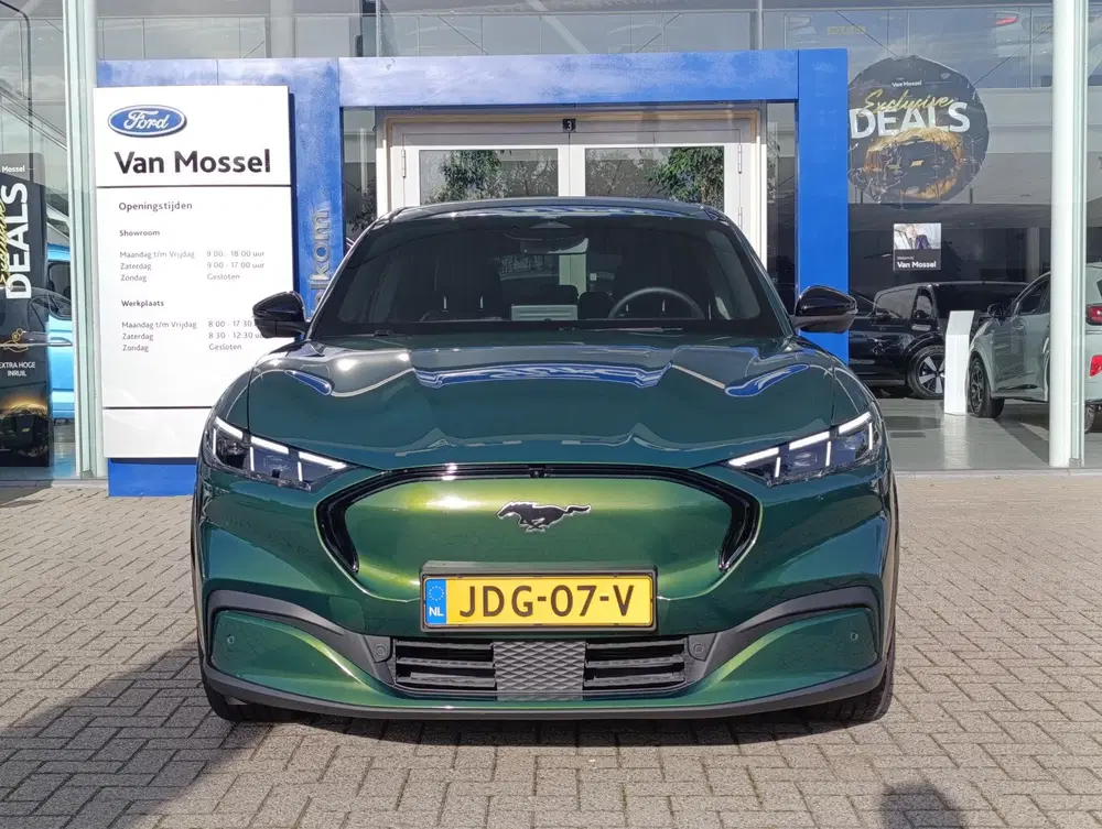 Ford Mustang Mach-E Extended Premium RWD 88 kWh uit 2025, foto 5