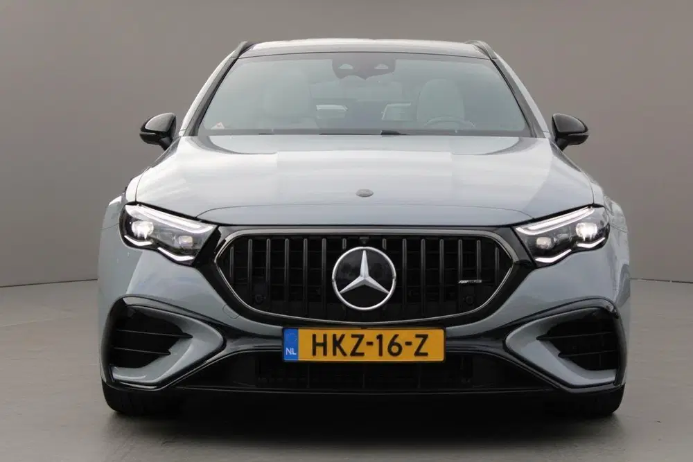 Mercedes-Benz E-Klasse Mercedes E-klasse AMG 53 uit 2025, foto 10