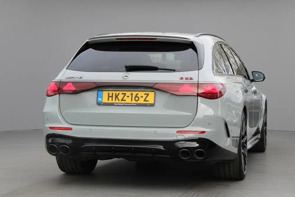 Mercedes-Benz E-Klasse Mercedes E-klasse AMG 53 uit 2025, foto 15