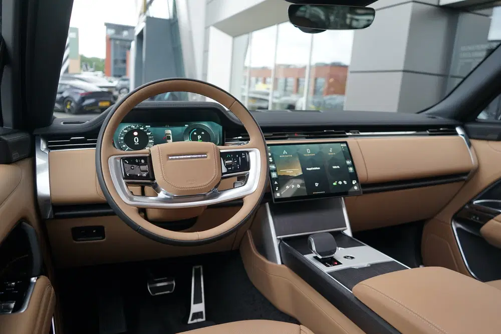 Land Rover Range Rover 3.0 P460e HSE PHEV uit 2026, foto 13