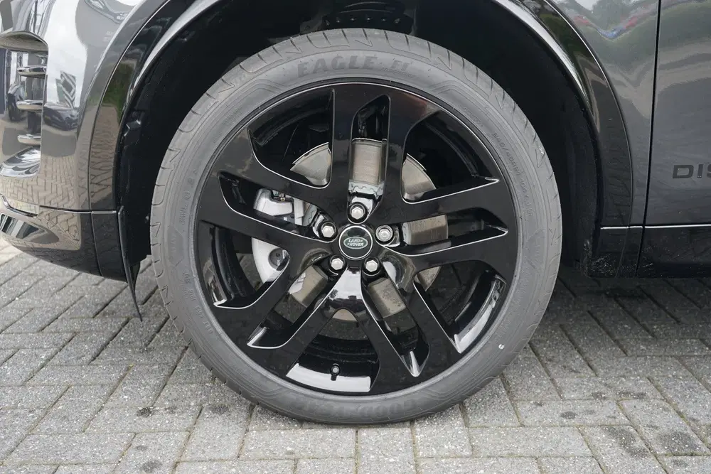 Land Rover Discovery Sport P270e PHEV Dynamic S uit 2026, foto 9