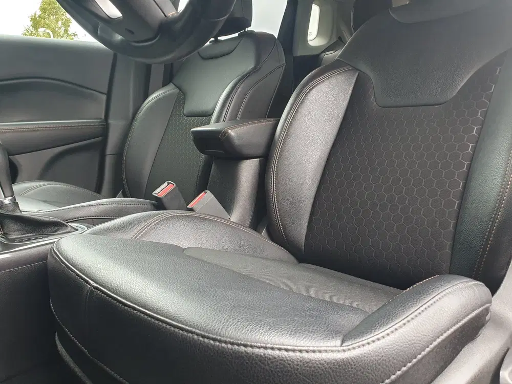 Jeep Compass 4xe 190 Plug-in Hybrid Electric Limited Bu uit 2020, foto 4