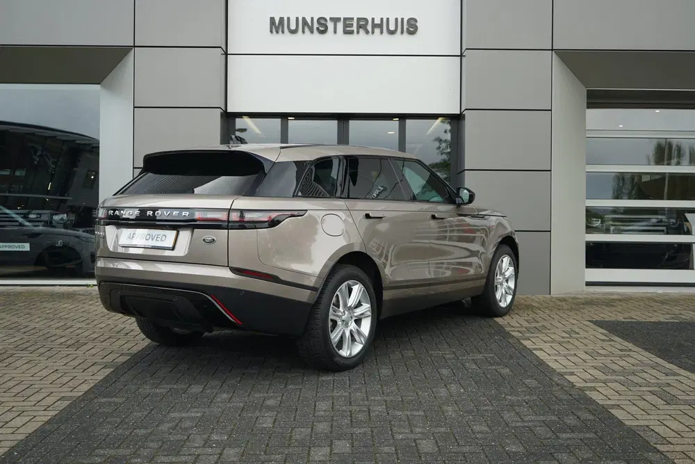 Land Rover Range Rover Velar 2.0 P400e S uit 2023, foto 2
