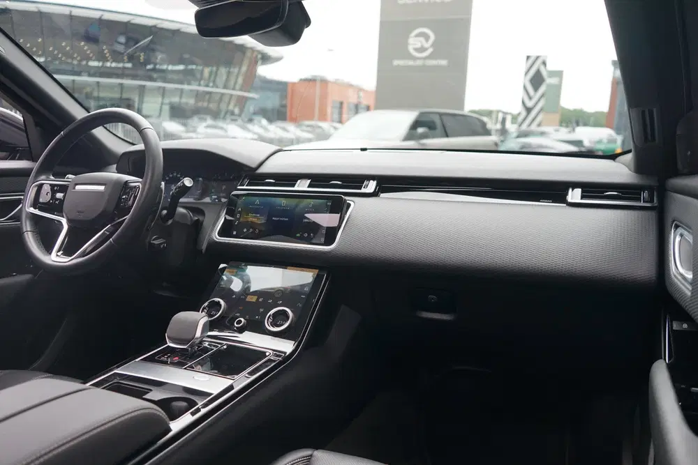 Land Rover Range Rover Velar 2.0 P400e S uit 2023, foto 3