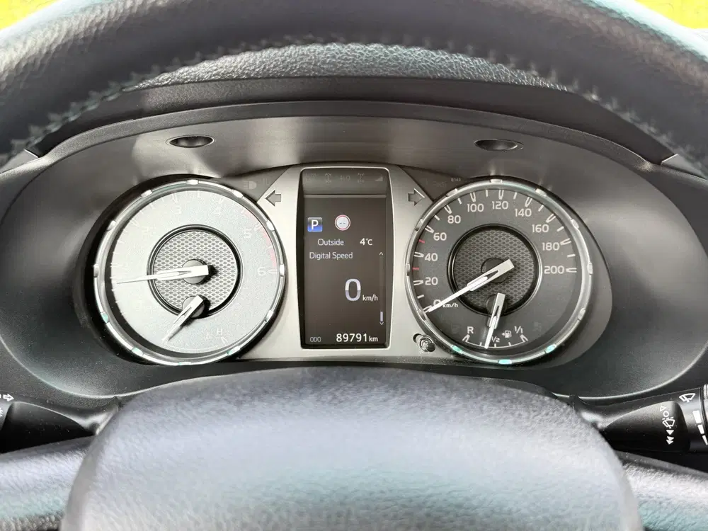 Toyota Hilux 2.4 D-4D AUTOMAAT uit 2021, foto 13