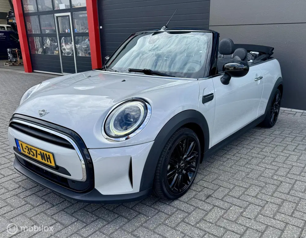 Mini Cabrio Cooper Cabrio 1.5 Business Edition uit 2021, foto 10