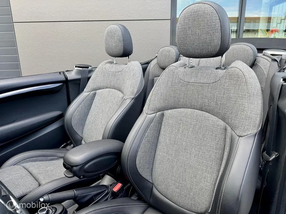 Mini Cabrio Cooper Cabrio 1.5 Business Edition uit 2021, foto 14