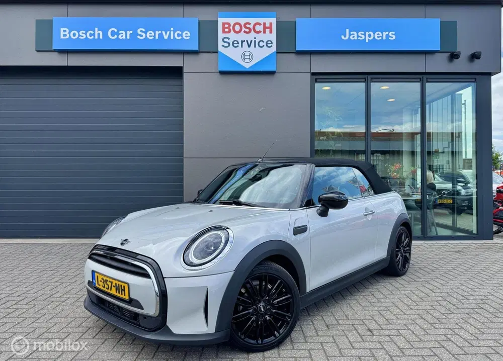 Mini Cabrio Cooper Cabrio 1.5 Business Edition uit 2021, foto 2