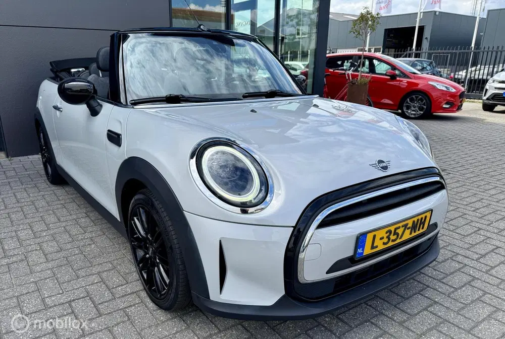 Mini Cabrio Cooper Cabrio 1.5 Business Edition uit 2021, foto 9