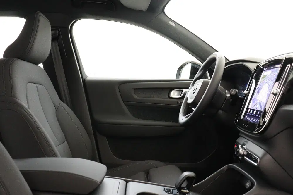 Volvo EX40 SINGLE MOTOR PLUS EUROPA 70 kWh -HARMAN uit 2026, foto 8