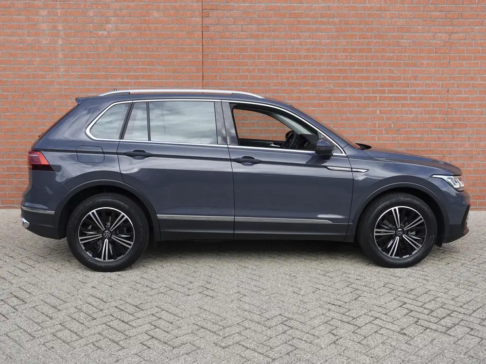 Volkswagen Tiguan 1.5 TSI 150pk DSG Elegance Navigatie Apple uit 2024, foto 6
