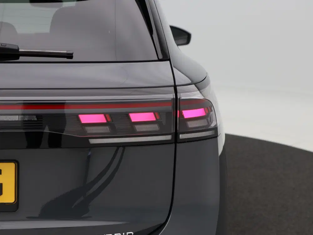 Volkswagen Tiguan 1.5 eHybrid Life 204 Pk Stoel uit 2026, foto 14
