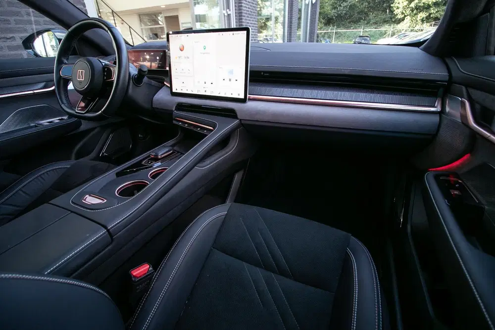 Zeekr 001 AWD Performance 100 kWh uit 2024, foto 3