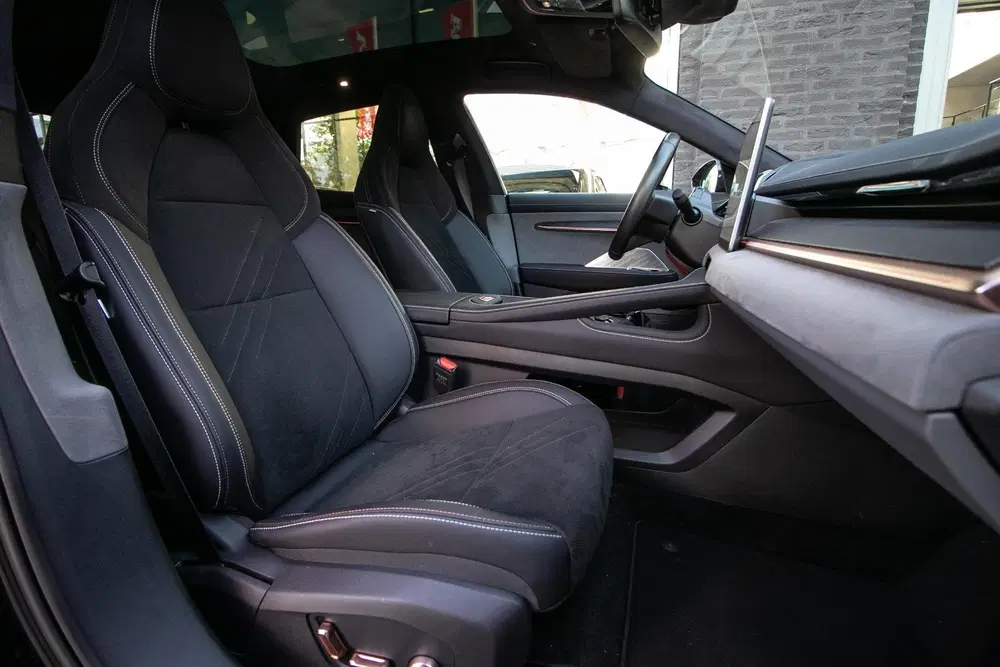Zeekr 001 AWD Performance 100 kWh uit 2024, foto 5