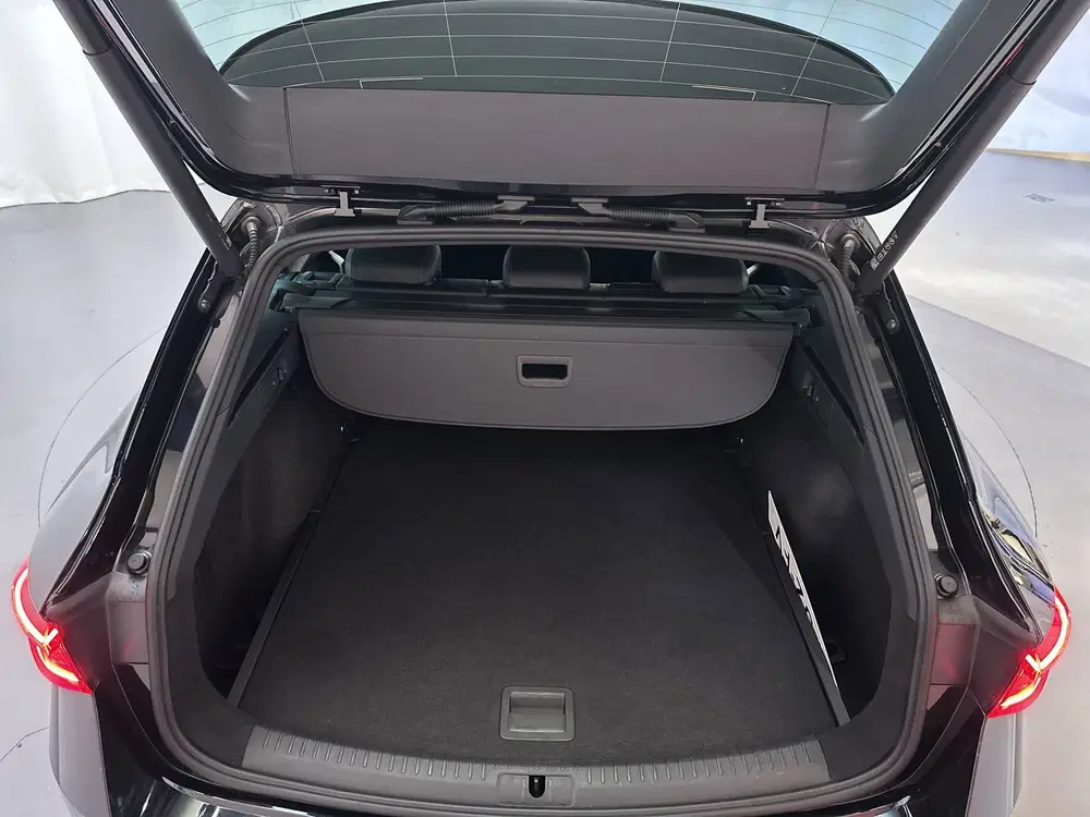 SEAT Leon 1.5 TSI 150pk FR Business Intense LED uit 2022, foto 13