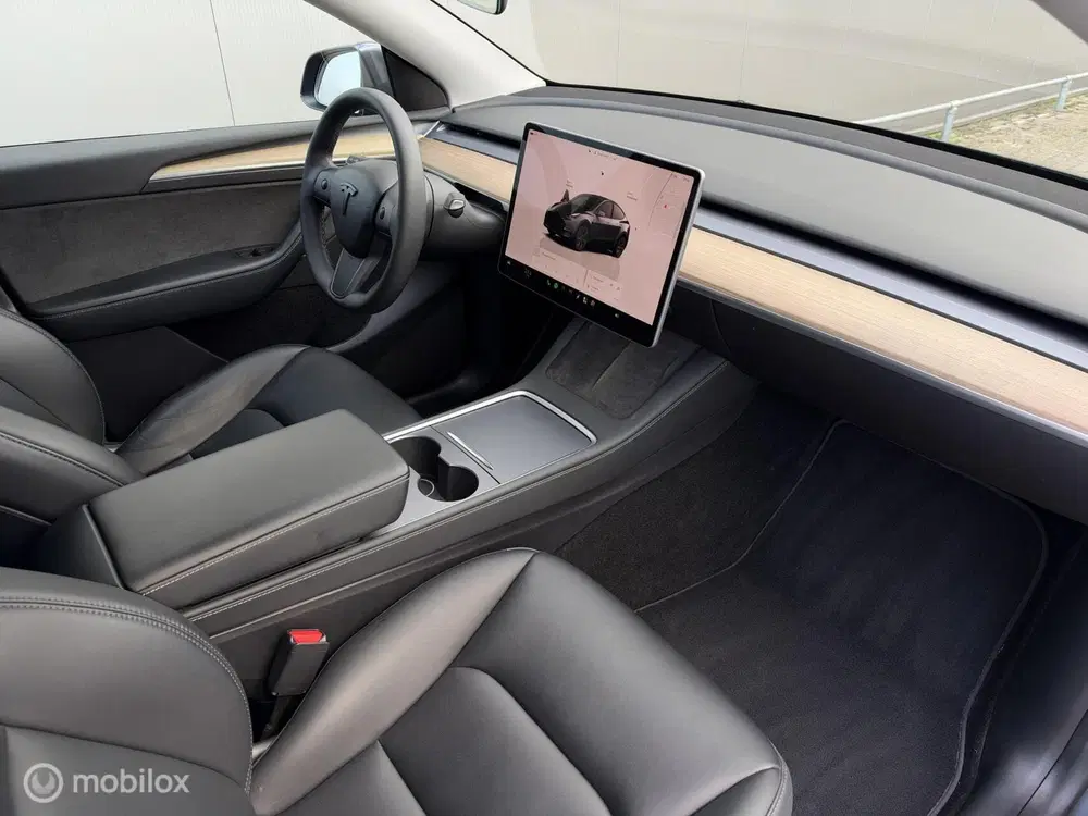 Tesla Model Y SR 2023 Trekhaak uit 2023, foto 6
