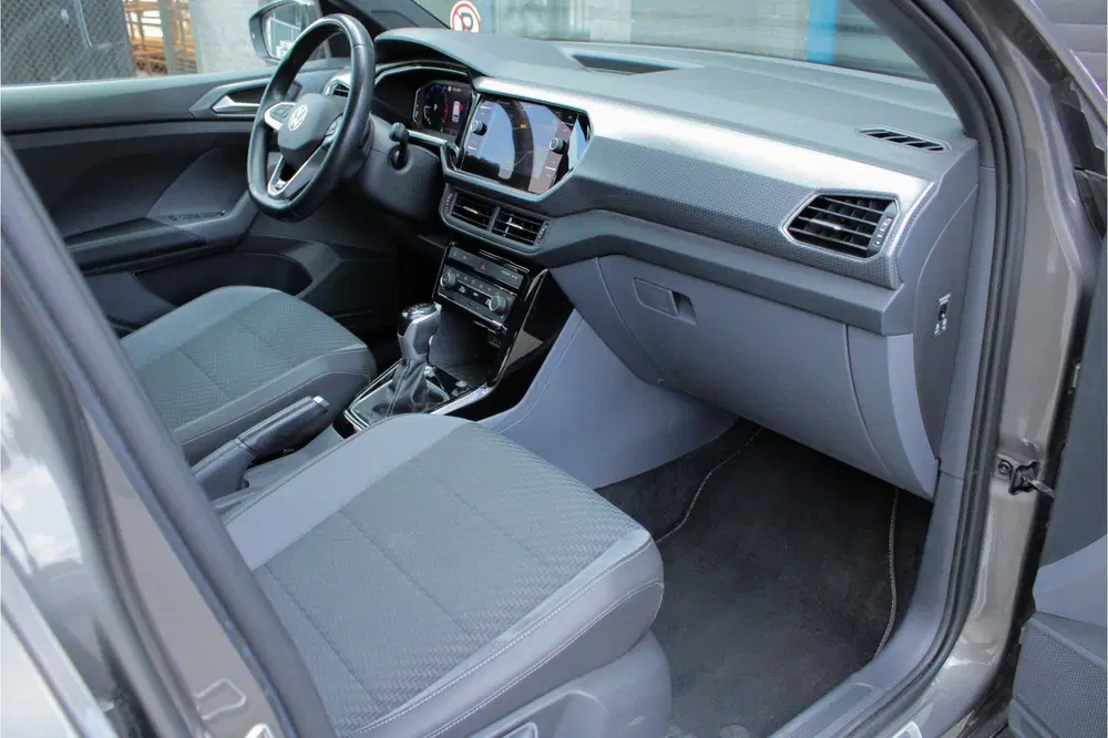Volkswagen T-Cross 1.0 TSI Style Business R uit 2020, foto 5