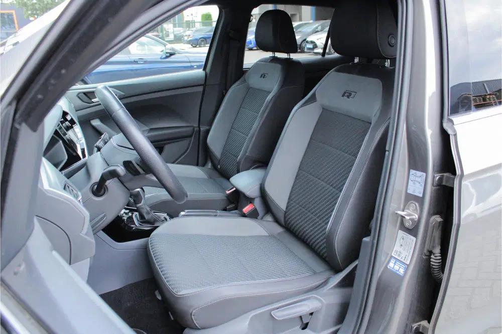 Volkswagen T-Cross 1.0 TSI Style Business R uit 2020, foto 8