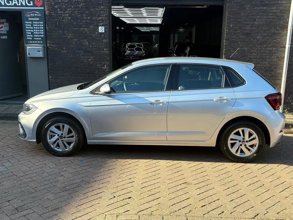 Volkswagen Polo 1.0 TSI Business uit 2023, foto 4